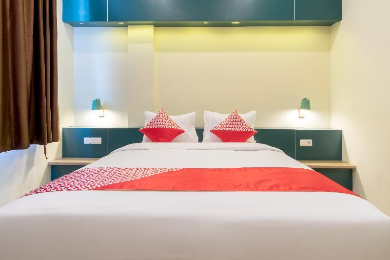 Oyo 727 Merlion Hotel Medan Kültér fotó