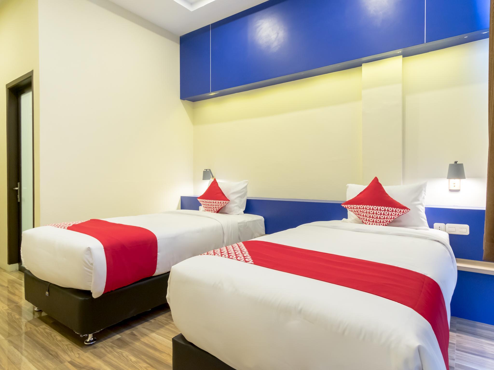 Oyo 727 Merlion Hotel Medan Kültér fotó